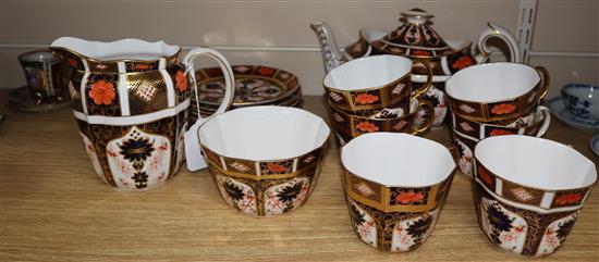 A Royal Crown Derby six-place tea service, Imari pattern no. 1128,